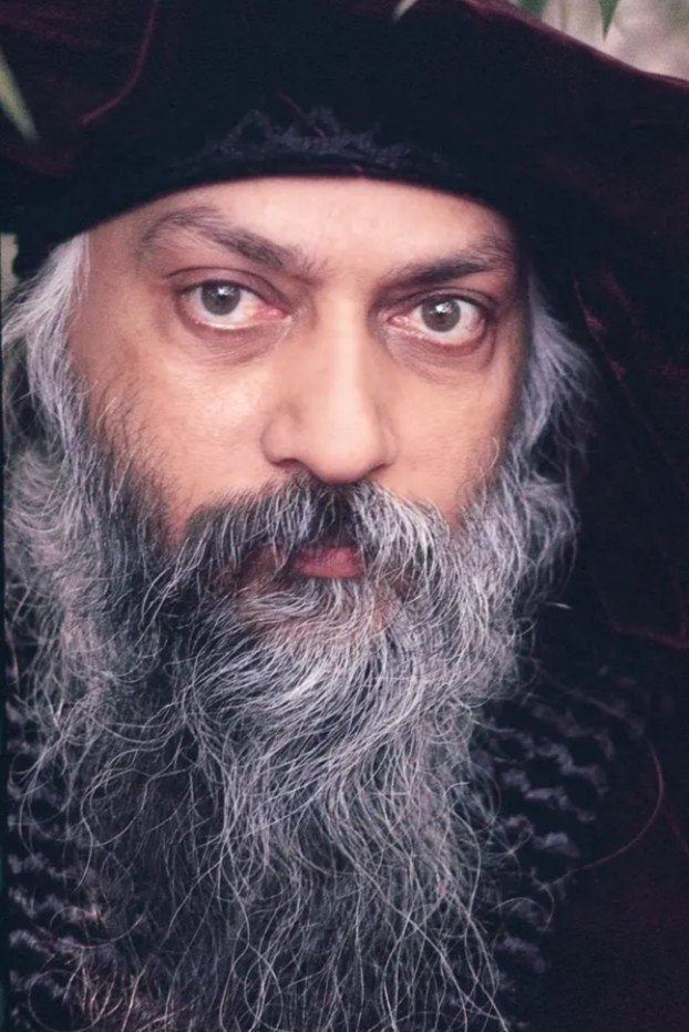 Osho teaching meditation and consciousness